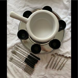 Trudeau 30piece Fondue Set